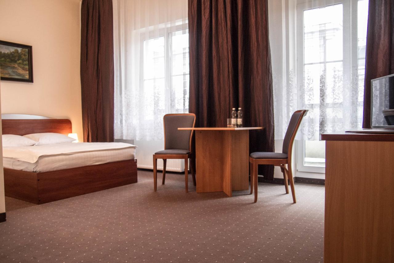 Mazowiecki Wow Hotel Varsovia